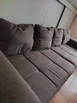 Vând canapea , perne moi confortabile preț negociabil ! 