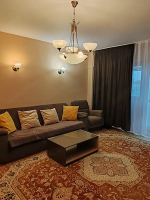 Apartament 2 camere, renovat, mobilat complet, vedere la Dâmbovița   3 minute de metrou - imagine 3