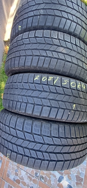 Set 4 Anvelope iarna 205 50 17 Continental 