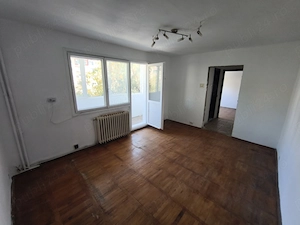 Vând apartament cu 3 camere în Govândari, Reșița   69 mp, vedere spre Bârzava, zonă liniștită  - imagine 6