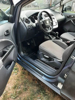 Vând Seat Altea XL motor 2L și 170 cai an 2010 euro 5 - imagine 5