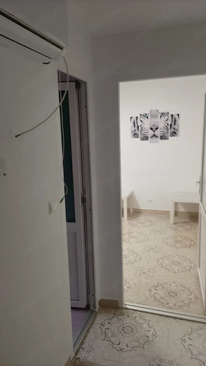 vand apartament complet renovat 2 camere strada Olari Lugoj - imagine 2