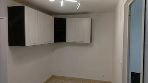 vand apartament complet renovat 2 camere strada Olari Lugoj - imagine 6