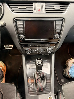 Skoda Octavia 3 RS Combi 2.0 TDI - imagine 4