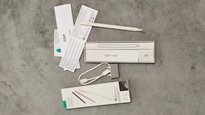 ESR Geo Digital Pencil cu Apple Find My incorporat