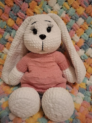 Iepuras amigurumi
