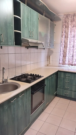 Apartament cu 3 camere,Oradea -Rogerius  - imagine 3