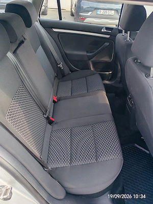 VW Golf 6 (2010) 1.6 TDI   Acte la zi, inmatriculata in Romania - imagine 8