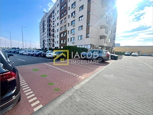 Boxa si loc de parcare in Arena Residence - imagine 3