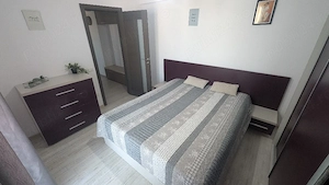 inchriez apartament cu doua camere in bloc nou!