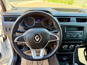 Renault Express 1.5 Blue Dci 2022 - imagine 4