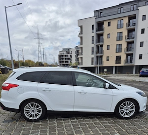 Ford Focus 2012 | 1.6 TDCi ECOnetic | Interior piele Individual | Dotări de top