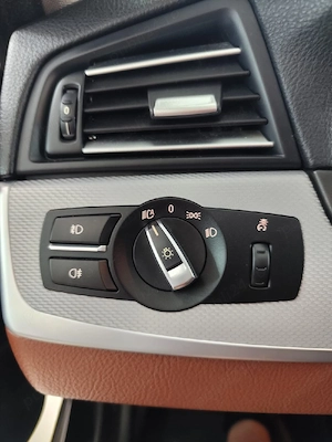 BMW 520d Touring (F11)   2013   Piele Maro, Trapă Panoramică, Camera Spate, Cârlig Electric - imagine 8