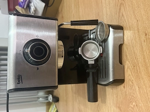 Vand Espressor manual Beko