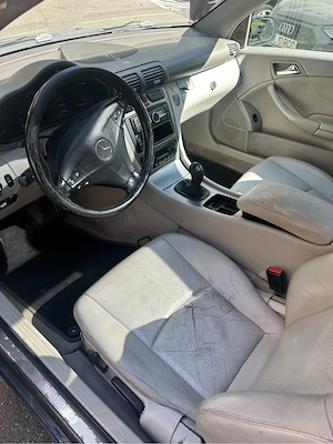 Vand Mercedes cu Gpl  C200 kompresor  - imagine 5