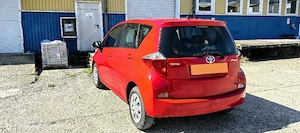 Toyota verso s  - imagine 4