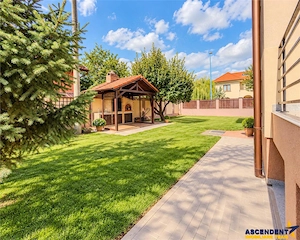 Vila de prestigiu, Tractorul, Coresi, teren 700mp, 2 corpuri, 8 parcari, potential exceptional: FILM - imagine 13