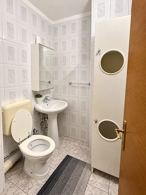 PROPRIETAR   Apartament 4 camere , 90 mp , 2 băi , complet mobilat și utilat , Cartier 9 Mai - imagine 8