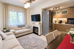 PROPRIETAR   Apartament 4 camere , 90 mp , 2 băi , complet mobilat și utilat , Cartier 9 Mai