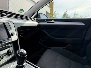 Vw Passat - imagine 16