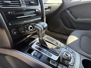Audi A4 - imagine 15