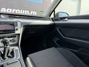 Vw Passat - imagine 12