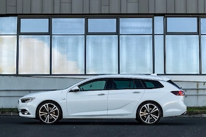Opel Insignia 2.0 cdti 209 cp 4X4 Exclusiv Edițion 2019 Automatic !!! Euro 6 !!! - imagine 3
