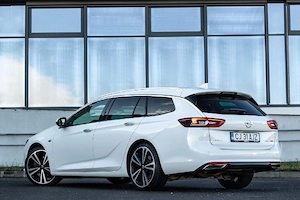 Opel Insignia 2.0 cdti 209 cp 4X4 Exclusiv Edițion 2019 Automatic !!! Euro 6 !!! - imagine 4