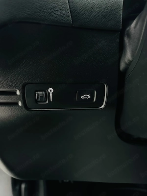 Volvo XC40 - imagine 14
