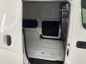 Nissan E-NV200 - imagine 10