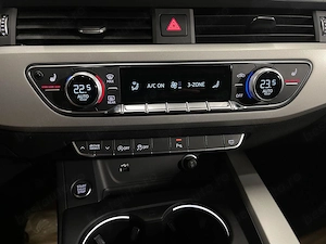 Audi A4 - imagine 20
