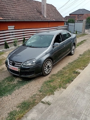 Vand vw jetta an 2005 motor 1.9 tdi 105 cp  - imagine 5