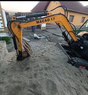 Vand Miniexcavator Macao CT17 - imagine 2