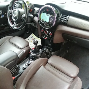 Mini John Cooper Works 1.5 Benzina 136 cp Euro 5  - imagine 8
