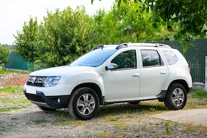 Dacia Duster 1.5 dCi 110CP 4x4 - imagine 2