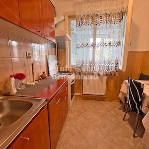 | Apartament cu 2 camere | Mobilat si Utilat | Mazepa | 1500 lei luna | - imagine 3