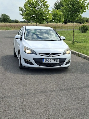 Opel astra j  2013