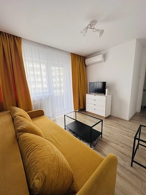 Regim Hotelier ( Bulevard Cetatea Alba Iulia ) - imagine 2