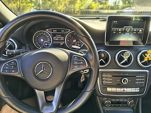 Mercesdes A Class A180d an 2016 98000 km - imagine 8