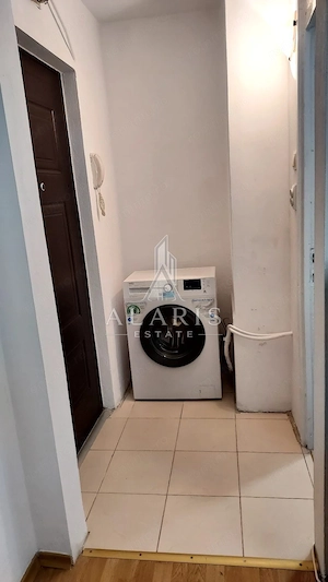 Garsoniera, etaj intermediar, zona Calea Buziasului - imagine 8