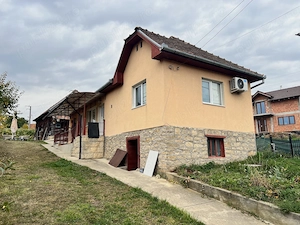Casă cu gradina - 2.142 mp   Sălicea, jud. Cluj