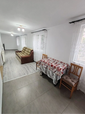 Persoana fizica- Inchiriez apartament cu 3 camere, zona Dacia - imagine 2