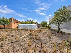 2 CASE LOCUIBILE | TEREN 986 MP | STR.TROTUSULUI | ZONA IOSIA | ORADEA - imagine 17