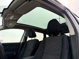 Nissan Qashqai 1.6 dCi 130 CP  Navigație Cameră| Panoramic - Garanție - Rate - imagine 6