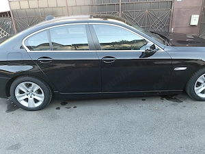 BMW 523i 2010 manuală - imagine 3