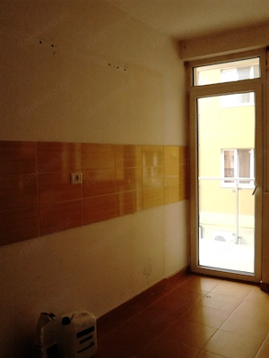 vanzare 2 camere blocnou din 2009 - imagine 3