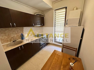 Decomandat - 2 camere - Aurel Persu Sector 4 - imagine 5
