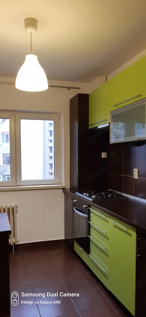 Particular, inchiriere ap. 2 camere, vizavi metrou Titan
