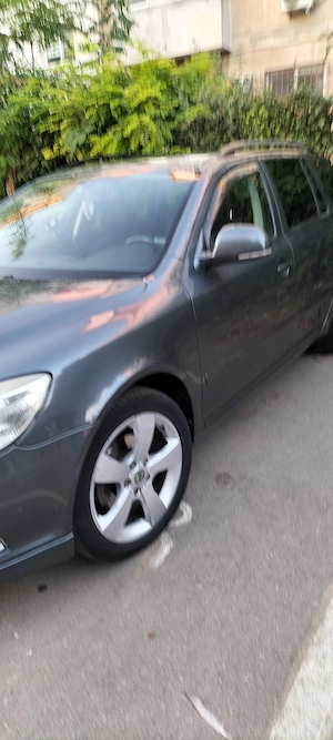 Skoda Octavia 2011 - imagine 6