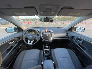 Kia Ceed 1.6 diesel 2011 - imagine 5